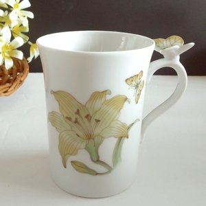 Arnart Porcelain Butterfly Handle Lily Mug